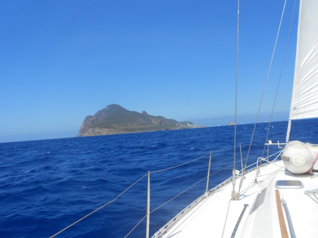 Approche de Panarea