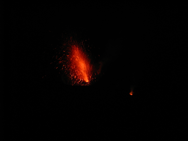 Eruption Nocturne du Stromboli